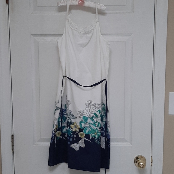 Old Navy - Girls' Floral Tie-Back Dress - Picture 1 of 8
